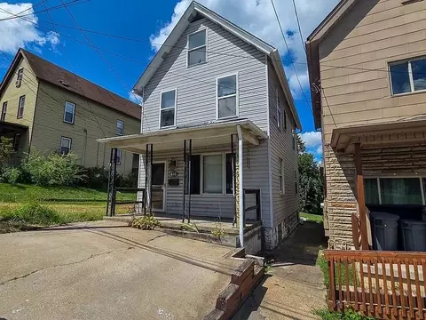 610 Dawson St, Wall, PA 15148