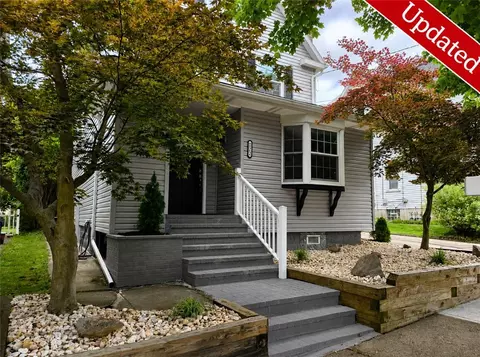 1112 Montana Ave, Natrona Heights, PA 15065