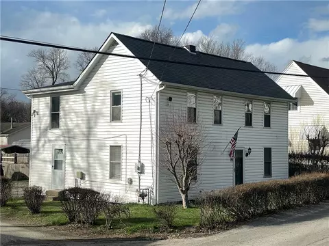 69 Hewitt Ave, Washington, PA 15301