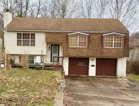 205 Michael Dr, Uniontown, PA 15401
