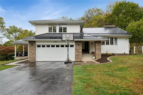 837 Magnolia Ln, Hunker, PA 15639