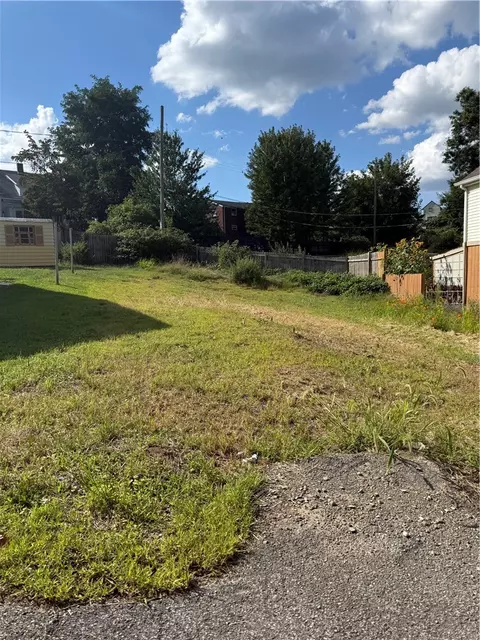 3917 Main St, Mckeesport, PA 15132