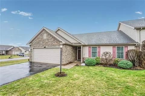 61 Flagstone Dr, Indiana, PA 15701