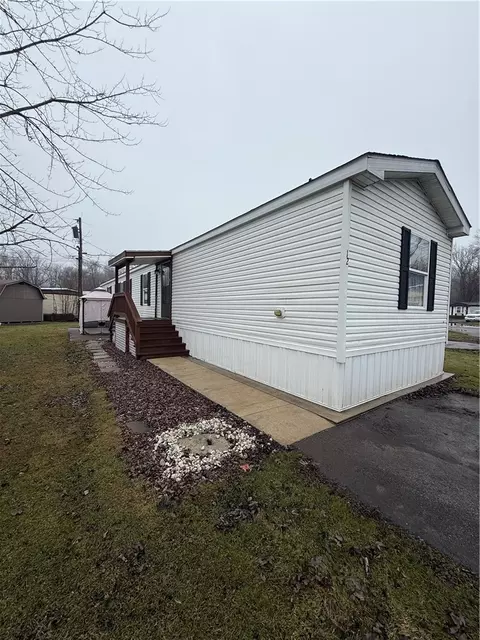 110 Liberty St, Jamestown, PA 16134