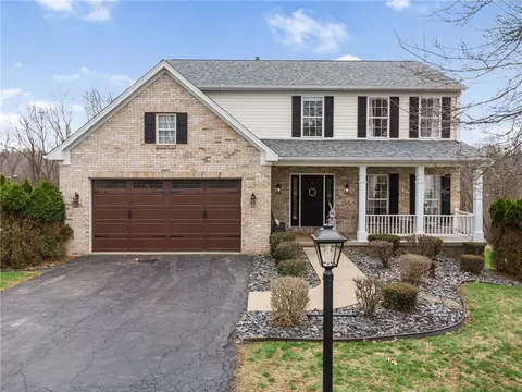 170 Sunrise Dr, Leechburg, PA 15656