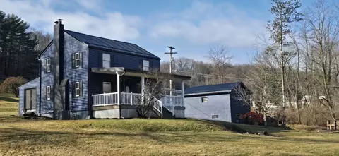 12 Mccutcheon Short Cut Rd, Leechburg, PA 15656