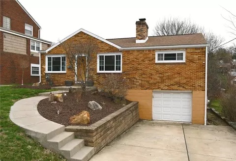 49 Sunrise Dr, Pittsburgh, PA 15236