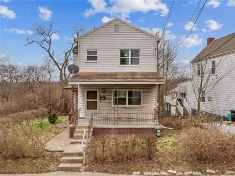 504 Fair Oaks St, Mckees Rocks, PA 15136