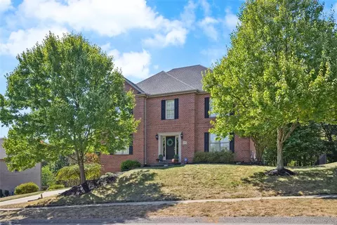 237 Erin Dr, Cranberry Township, PA 16066