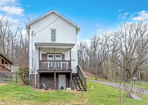 242 Union St, Dickerson Run, PA 15430