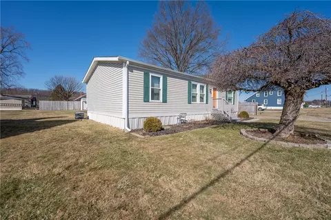 5519 Route 982, Derry, PA 15627 photo 3