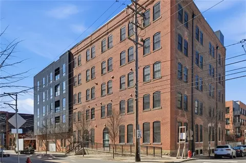 2419 Smallman St #308, Pittsburgh, PA 15222