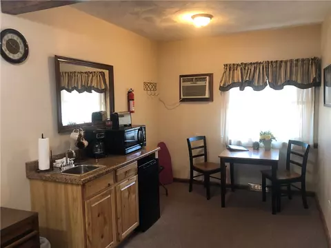 Dining - 629 River Rd, Confluence, PA 15424 photo 1 of 1