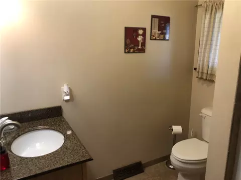 Bath - 629 River Rd, Confluence, PA 15424 photo 5 of 5