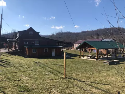 Exterior - 629 River Rd, Confluence, PA 15424 photo 3 of 15