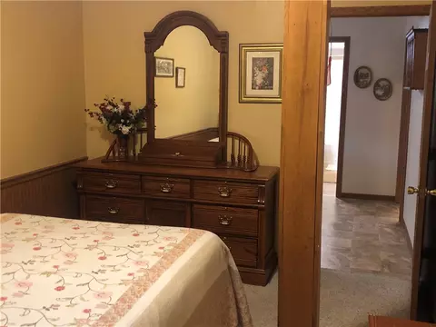 Bedroom - 629 River Rd, Confluence, PA 15424 photo 4 of 13