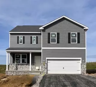 347 Leslie Farms Dr, Evans City, PA 16033