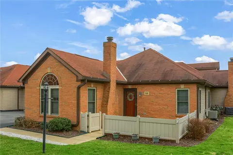 58 Ashford Dr, Cranberry Township, PA 16066