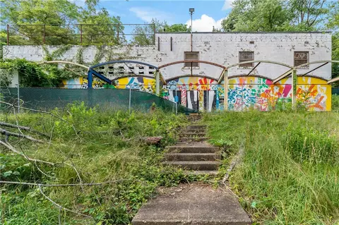 101 Hazlett St, Pittsburgh, PA 15214