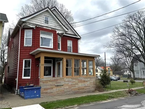 49 E Campbell St, Blairsville, PA 15717