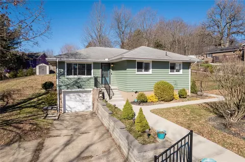 519 Jefferson St, Evans City, PA 16033