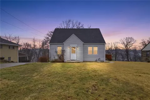 264 Coraopolis Rd, Coraopolis, PA 15108