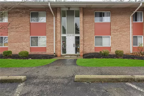 61 Darlington Rd #A18, Beaver Falls, PA 15010