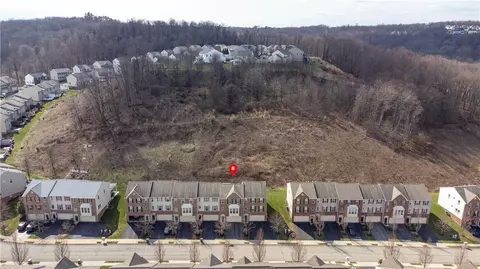 View/Area - 230 Broadstone Dr, Mars, PA 16046 photo 2 of 8