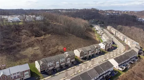 View/Area - 230 Broadstone Dr, Mars, PA 16046 photo 3 of 8