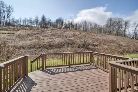 Exterior - 230 Broadstone Dr, Mars, PA 16046 photo 6 of 6