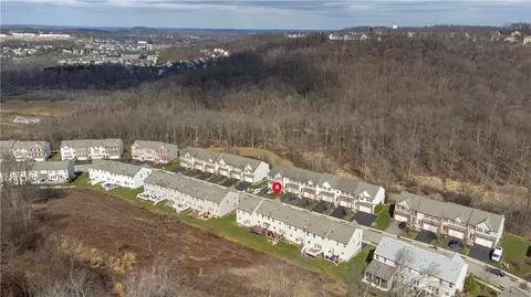 View/Area - 230 Broadstone Dr, Mars, PA 16046 photo 4 of 8