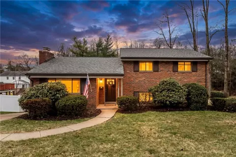 1226 Harvest Dr, Monroeville, PA 15146