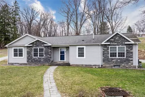 4901 40th Ave, New Brighton, PA 15066
