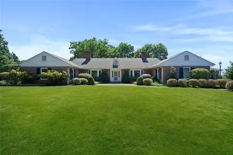 855 Blackburn Rd, Sewickley, PA 15143