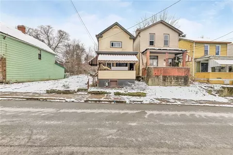 2808 Grover St, Mckeesport, PA 15132