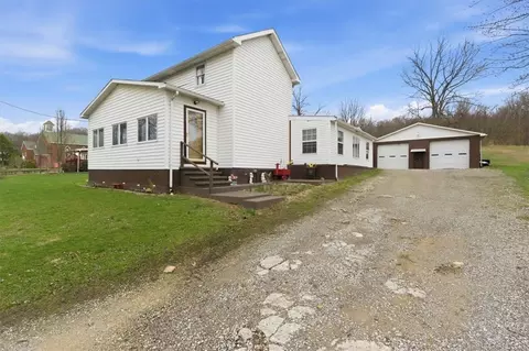 1644 Strangford Rd, Blairsville, PA 15717