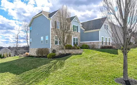Exterior - 1019 Pleasant Ridge Dr, Mars, PA 16046 photo 6 of 12
