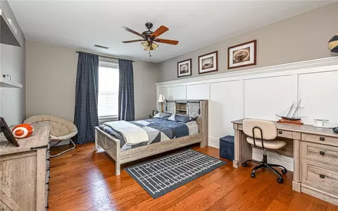 Bedroom - 1019 Pleasant Ridge Dr, Mars, PA 16046 photo 3 of 5