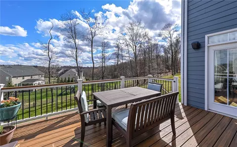 Exterior - 1019 Pleasant Ridge Dr, Mars, PA 16046 photo 3 of 12