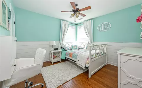 Bedroom - 1019 Pleasant Ridge Dr, Mars, PA 16046 photo 4 of 5
