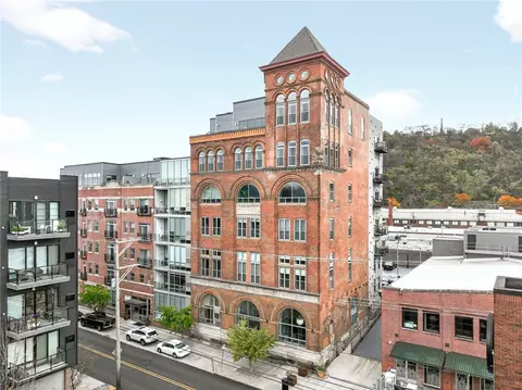 2434 Smallman St #112, Pittsburgh, PA 15222
