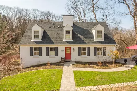 52 Newgate Rd, Pittsburgh, PA 15202