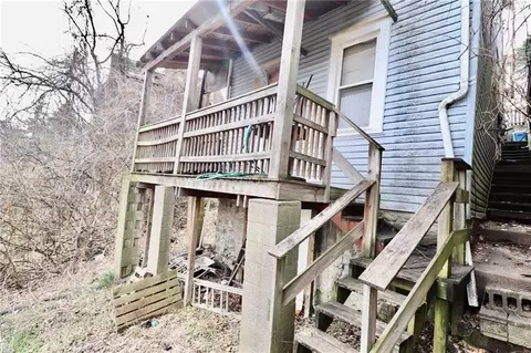 Exterior - 1611 Ridge Ave, Braddock, PA 15104 photo 3 of 4