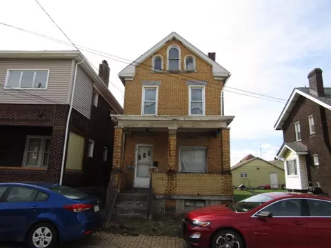 1306 Brinton Ave, Braddock, PA 15104