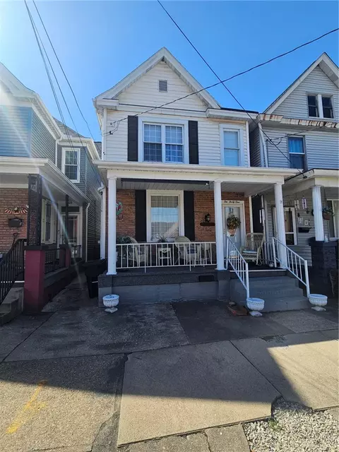 1031 Mckean Ave, Donora, PA 15033