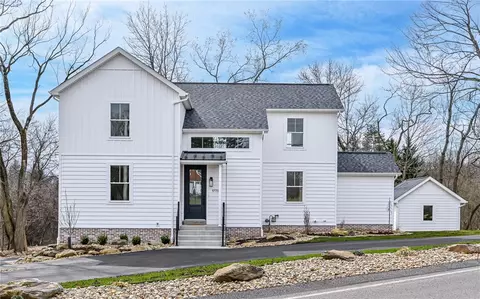 1773 Locust Rd, Sewickley, PA 15143