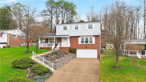 3333 Shady Dr, Murrysville, PA 15668