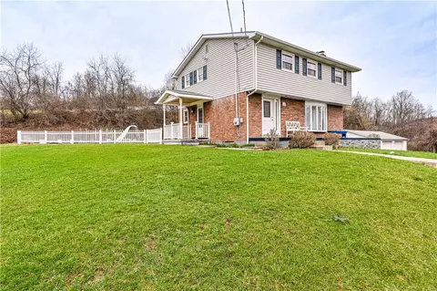 687 Middletown Rd, New Stanton, PA 15672