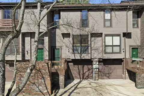 105 Laurel Ct, Pittsburgh, PA 15202
