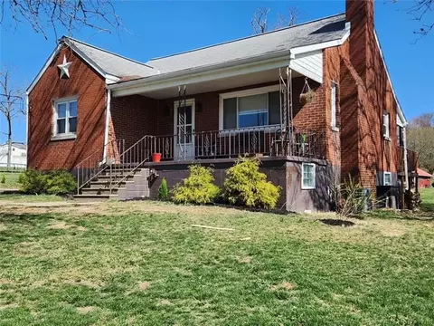 1319 Mount Pleasant Rd, West Newton, PA 15089